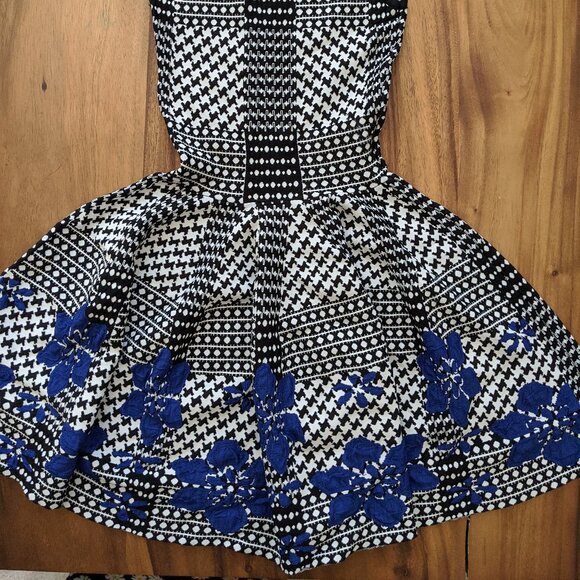 Alexander McQueen NWT Prince of Wales Dress jacquard dress - Picture 3 of 5